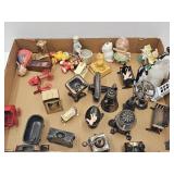 VTG Metal Dol Furniture & Other Miniatures