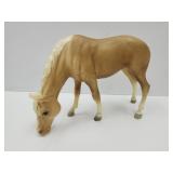 Breyer Horse- see chipped ear