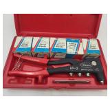 Rivet Tool w Rivets & Case