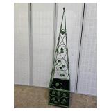 Metal Garden Planter w Trellis 51" high