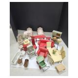 LG Lot  VTG Dollhse Furniture-Metal Daisy  Stove +