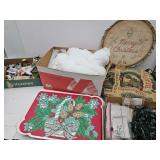 Village House & Accessories See Tree