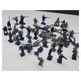Bag of Little Grey & Blue Civil War Soldiers