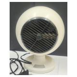 Working  Westbend Sprint Space Age Personal  Fan