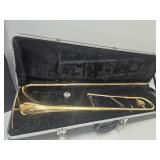 Etude  Brass Trombone w 2 Mouth Pieces & Case