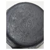 Cast Iron Griswold  724 NO. 5 Skillet