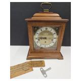 VTG Seth Thomas Mantle Clock W Key 10.5 x 12" H