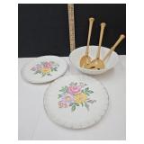 2 VTG WS George Dishes & 1 Bowl W Gold Trim