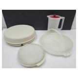 VTG Tupperware- Food Storage & Pitcher