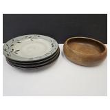 Pfaltzgraff Dinner Plates & Wood Bowl