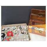 VTG Sewing Box W Lot Of Sewing Thread ++