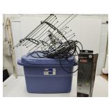 HD Antenna w Cable & 20 Gallon Tote