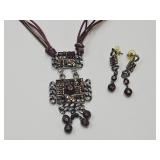 Costume Jewelry  Necklace & Earring Set