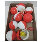 9 Pokemon Balls W Toys