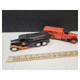 2 Die Cast Bank Trucks Sunray 8" L
