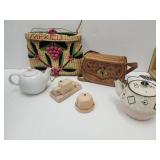 2 VTG Purses, 2 VTG Teapots, 2 VTG Incense Burners