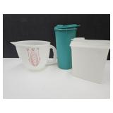Tupperware Pitcher, 8 Cup Measure & Pitcher