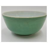 Vintage Green Pyrex Mixing Bowl 8 1/2" wide