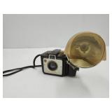 VTG 1950s Kodak Brownie Holiday Flash Camera