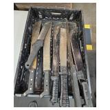 Tote Of Machetes