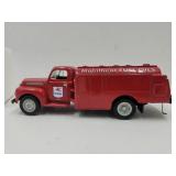 NIB Die Cast MOBILGAS Fuel Truck 8"L