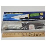 New Hunting Knife W Sheath