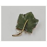 14k Gold  Pin / Brooch  with Jade Stone