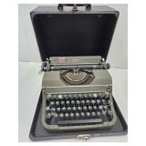 Vintage Underwood  Champion Typewritter w Case