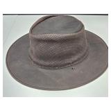 Minnetonka Sz XL Hat