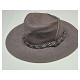 Minnetonka  Leather Hat Sz L