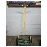 No Gas Needed John Deere Collars Push Mower