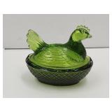 VTG L.E. Smith  Glass Hen on a Nest 3 1/4" L