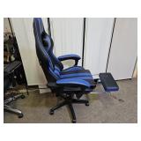 Ferghana Gaming Chair W Leg Rest; Leg Rest Leans
