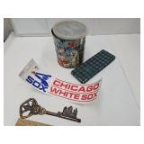 1933 Key to Chicag, VTG Can &Chicago White Sox