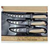 NIB Set of 3 Mossy Oak Knives