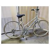 28"  Trex 10 sp Bike