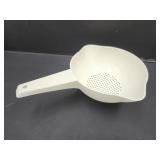 VTG Tupperware White Colander