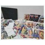 Lot Of Comic Books & Poster ; Spider-Verse, DC