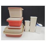 VTG Tupperware Crack Storage & Dishes Some Sticky