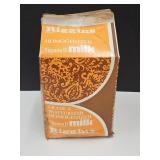 Riggins 1 Gallon Milk Carton