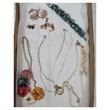 Costume Jewelry Lot Fox Earrings, Miniature+