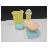 Vintage TupperwarePitchers & Smaller Food Storage