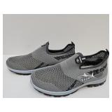 New or Like New Sport Fashion Shoes Size 42