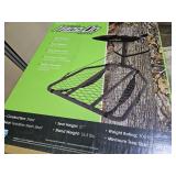 New Real Tree Deluxe Hang On Tree Stand in Box