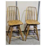 2 Oak Swivel Barsools 23.5" h  to Seat