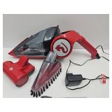 Hand Vac Flip out Vaccuum w Attachments