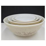 Set of Pyrex Nesting Bowls with Mushrooms