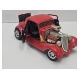 Die Cast FORD Car    8 3/4"