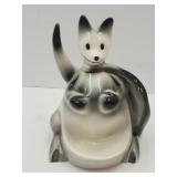 Kangaroo Pottery Planter  7 3/4" h