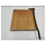VTg Paper Cutter 12" Ideal Company